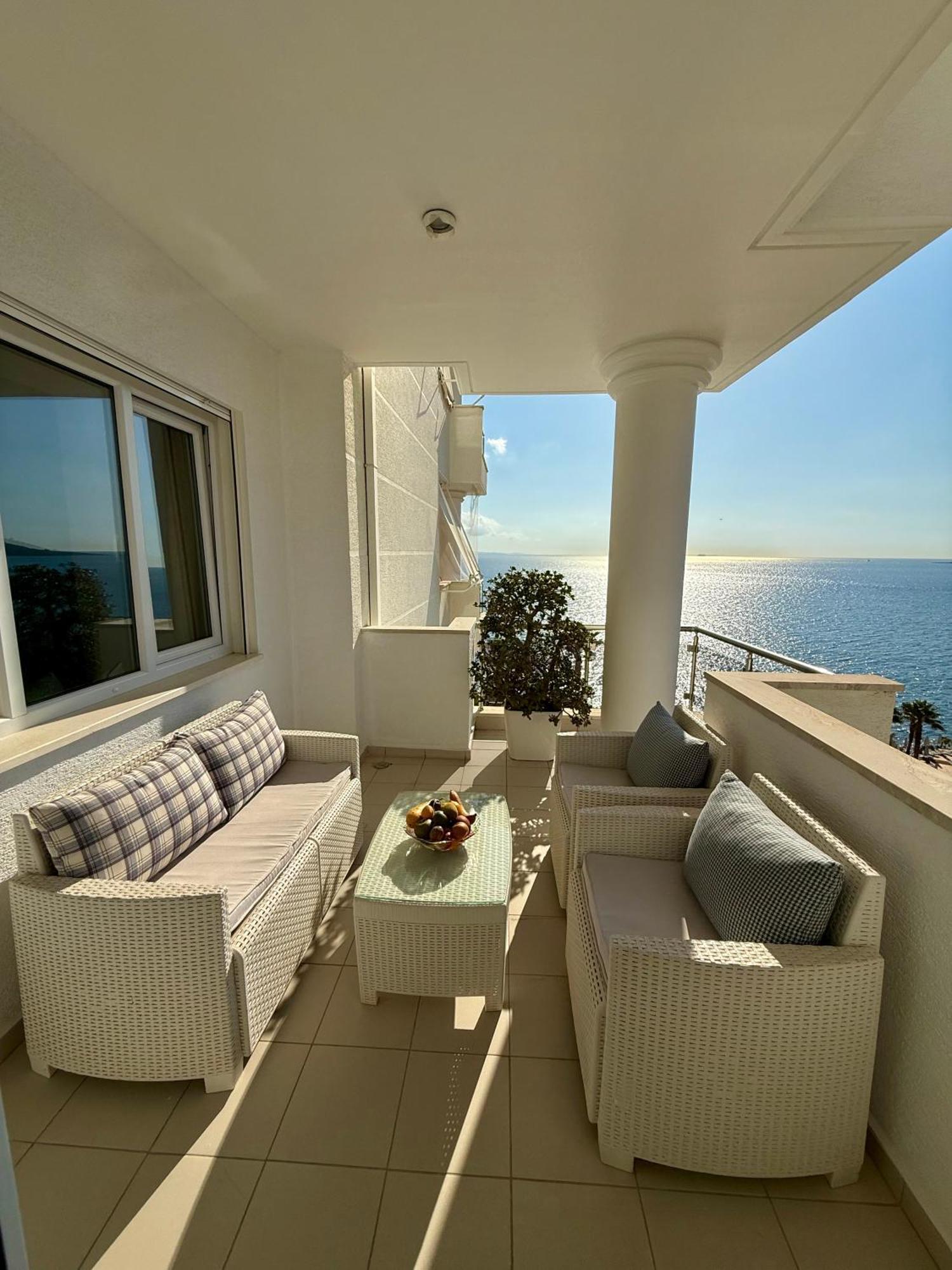 Limani Deluxe Apartments Sarandë Esterno foto