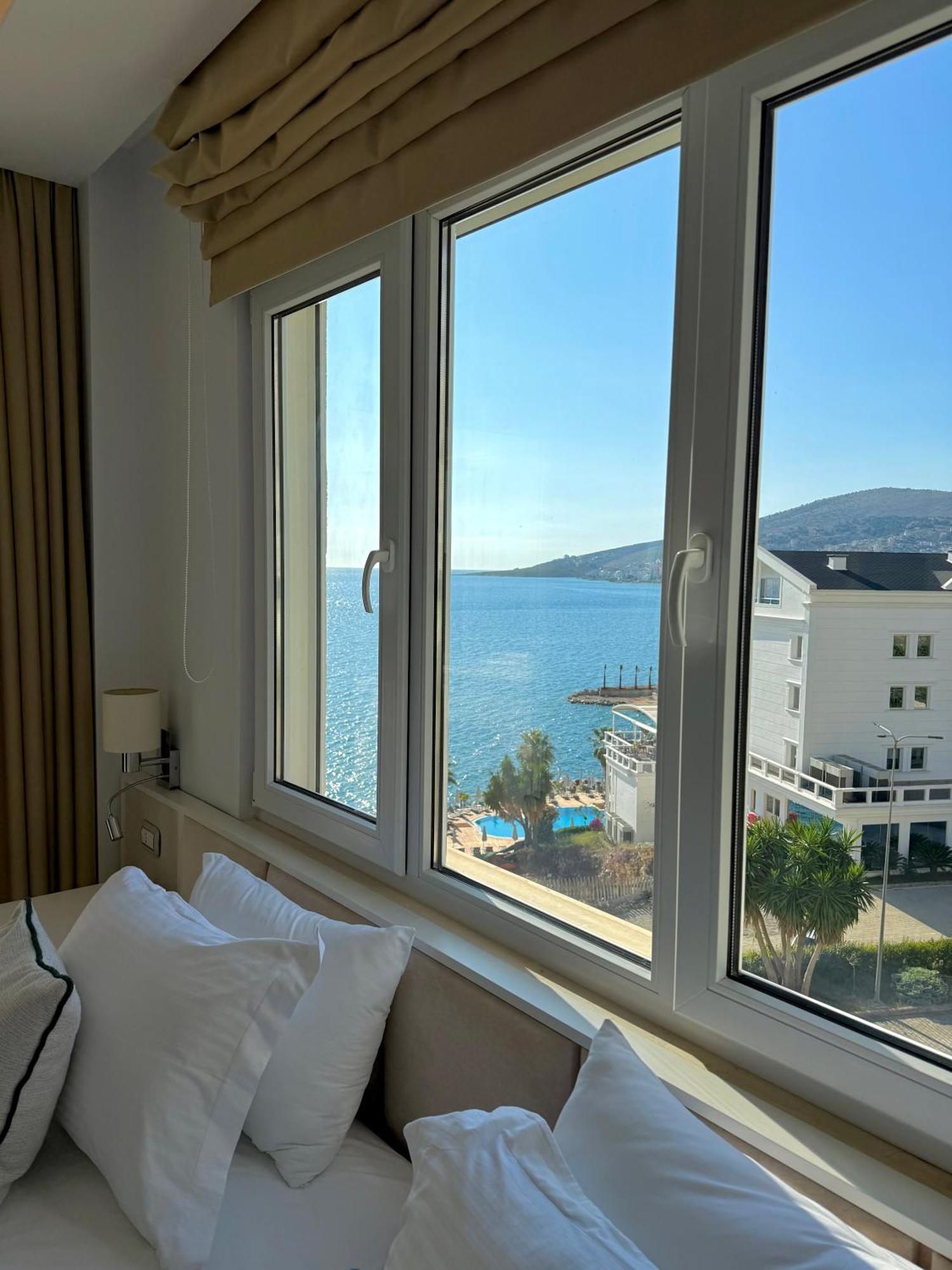Limani Deluxe Apartments Sarandë Esterno foto